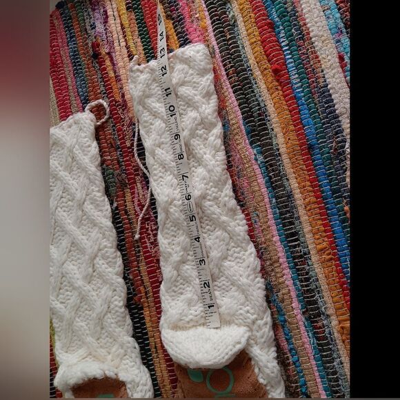 NWOT LEMON 🍋 Creme HandKnit & Stitched Sock Slippers 6/7 - Picture 12 of 15